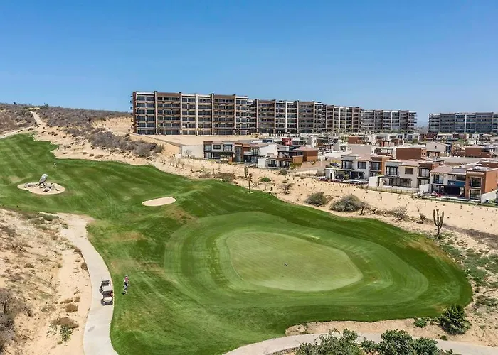 Breathtaking Ocean Views And Access Resorts! Apartment