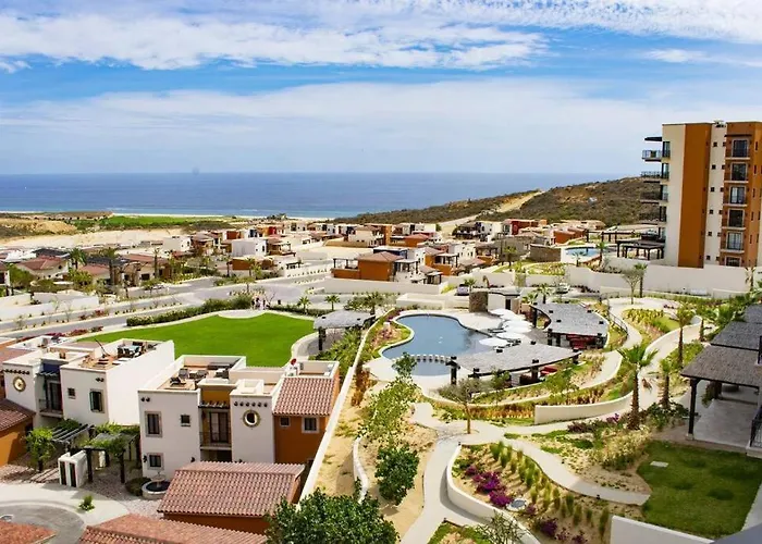 Apartment Breathtaking Ocean Views And Access Resorts!
