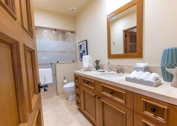 Apartment Breathtaking Ocean Views And Access Resorts! Cabo San Lucas